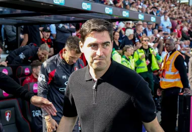 Andoni Iraola on the touchline at Anfield