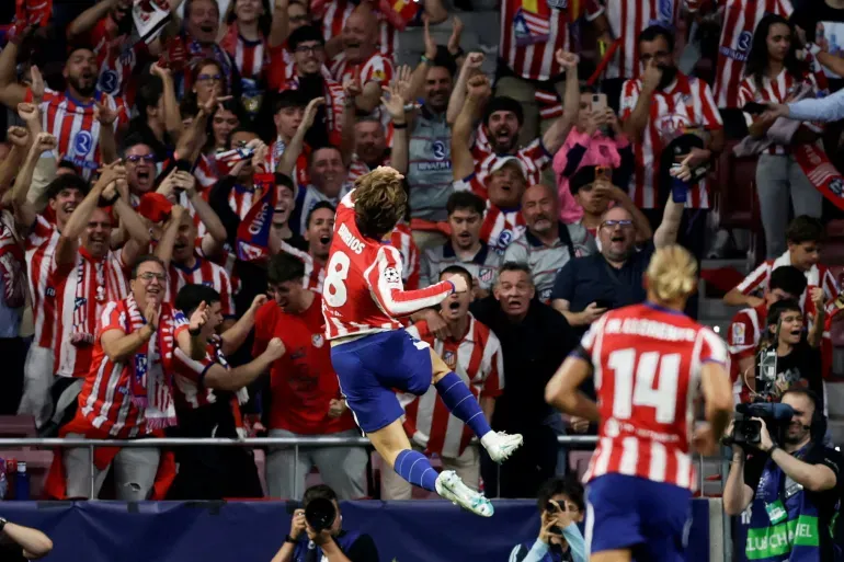 Pablo Barrios celebrating his opening goal at the Metropolitano